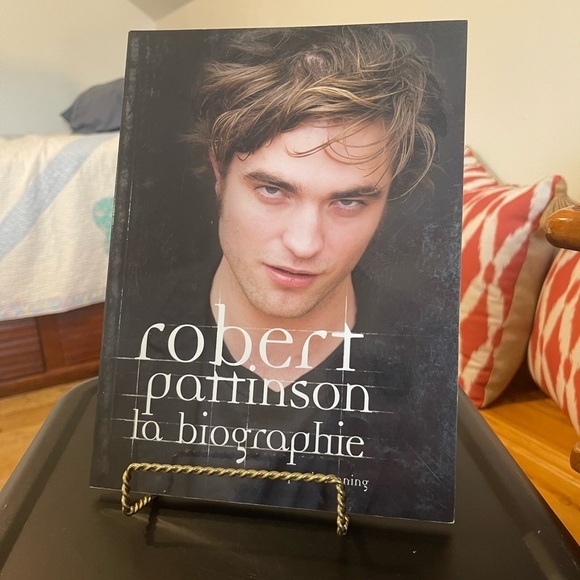 Other - Robert Pattinson: La Biographie French Book